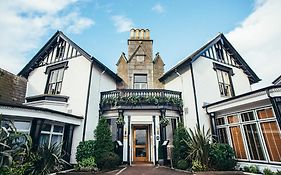 Palm Court Hotel